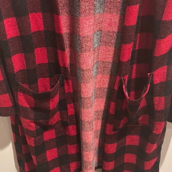 Sew In Love Red and Black Plaid Cardigan size M - Picture 5 of 6